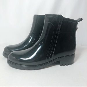 Nicole Miller Ankle rain boots “Mela” Chunky heel size 8M US black gloss NIB